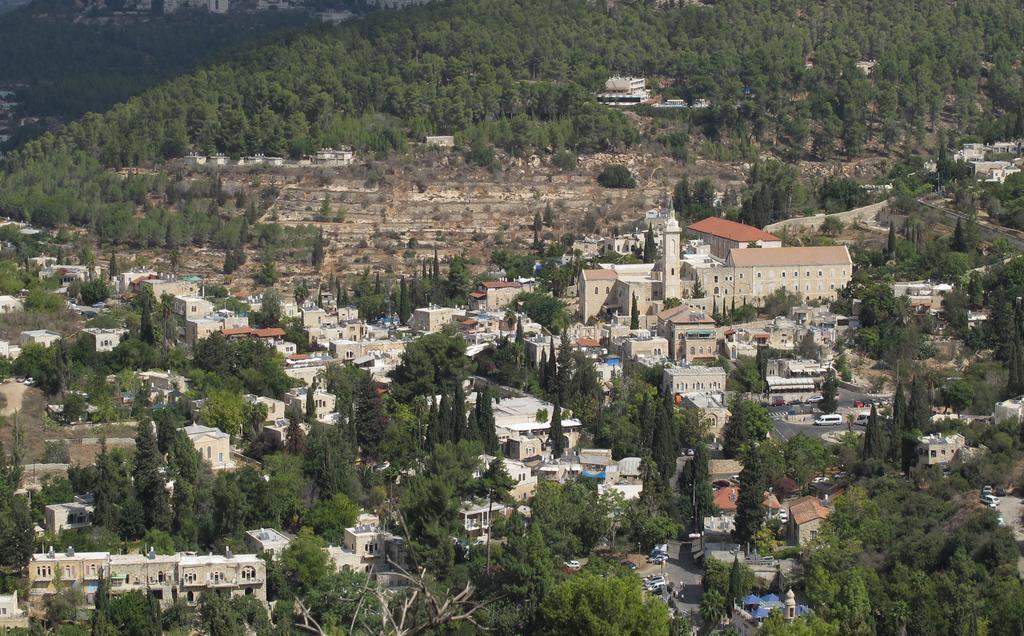 The Nest - A Romantic Vacation Home In Ein Kerem - القدس الغرفة الصورة